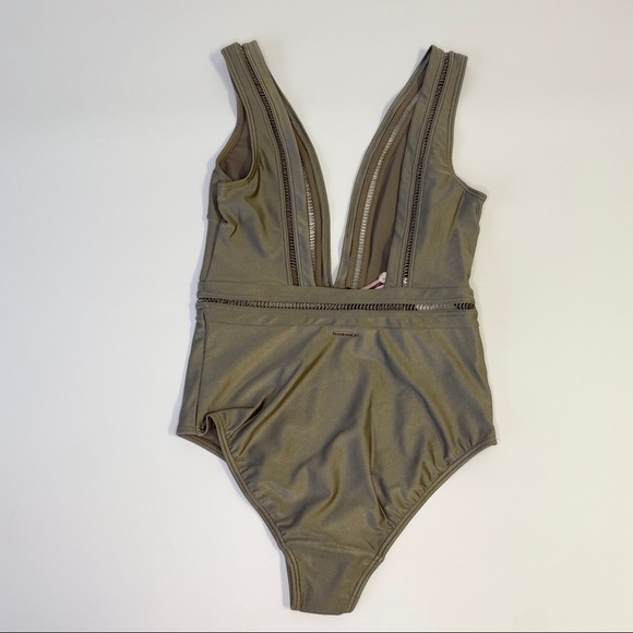 Ted Baker London Pointelle Deep V Swimsuit - Picture 4 of 8